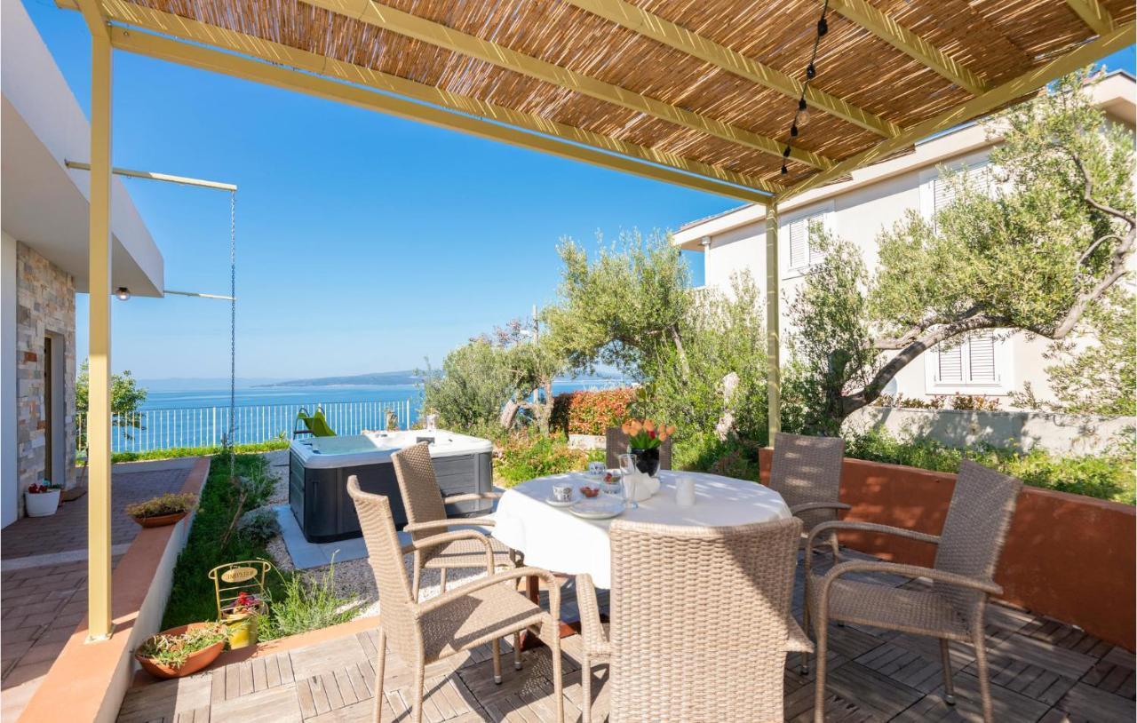 Holiday Home Villetta Belveder Baška Voda Eksteriør bilde