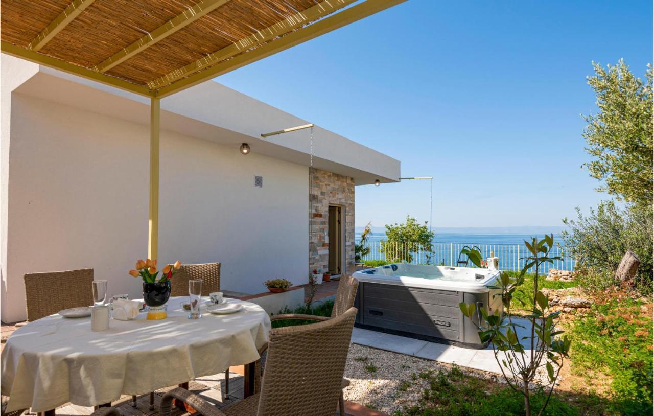 Holiday Home Villetta Belveder Baška Voda Eksteriør bilde